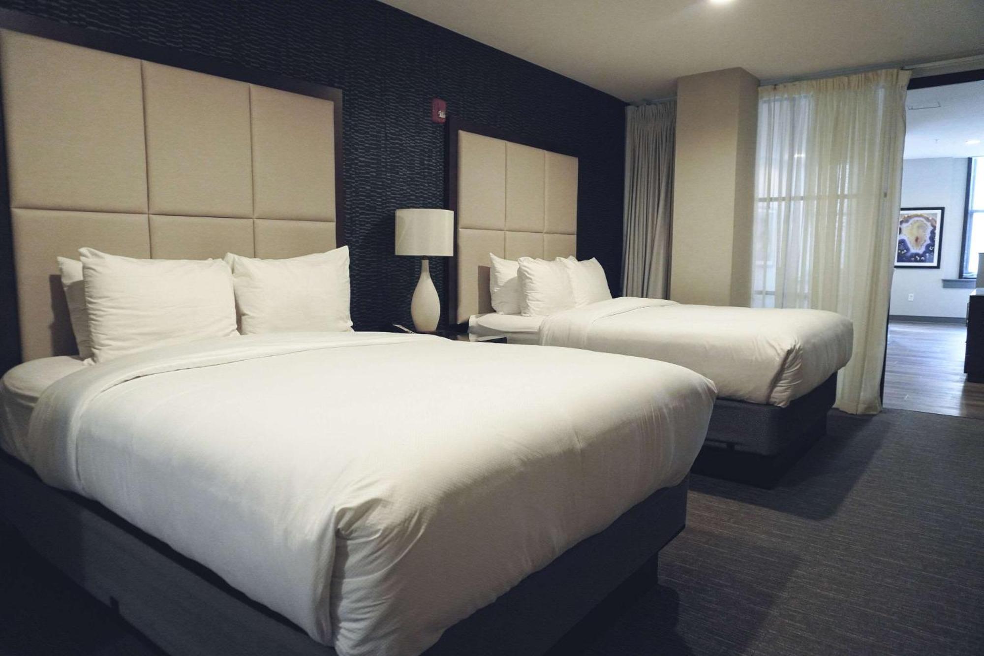 Haywood Park Hotel, Ascend Hotel Collection Эшвилл Экстерьер фото