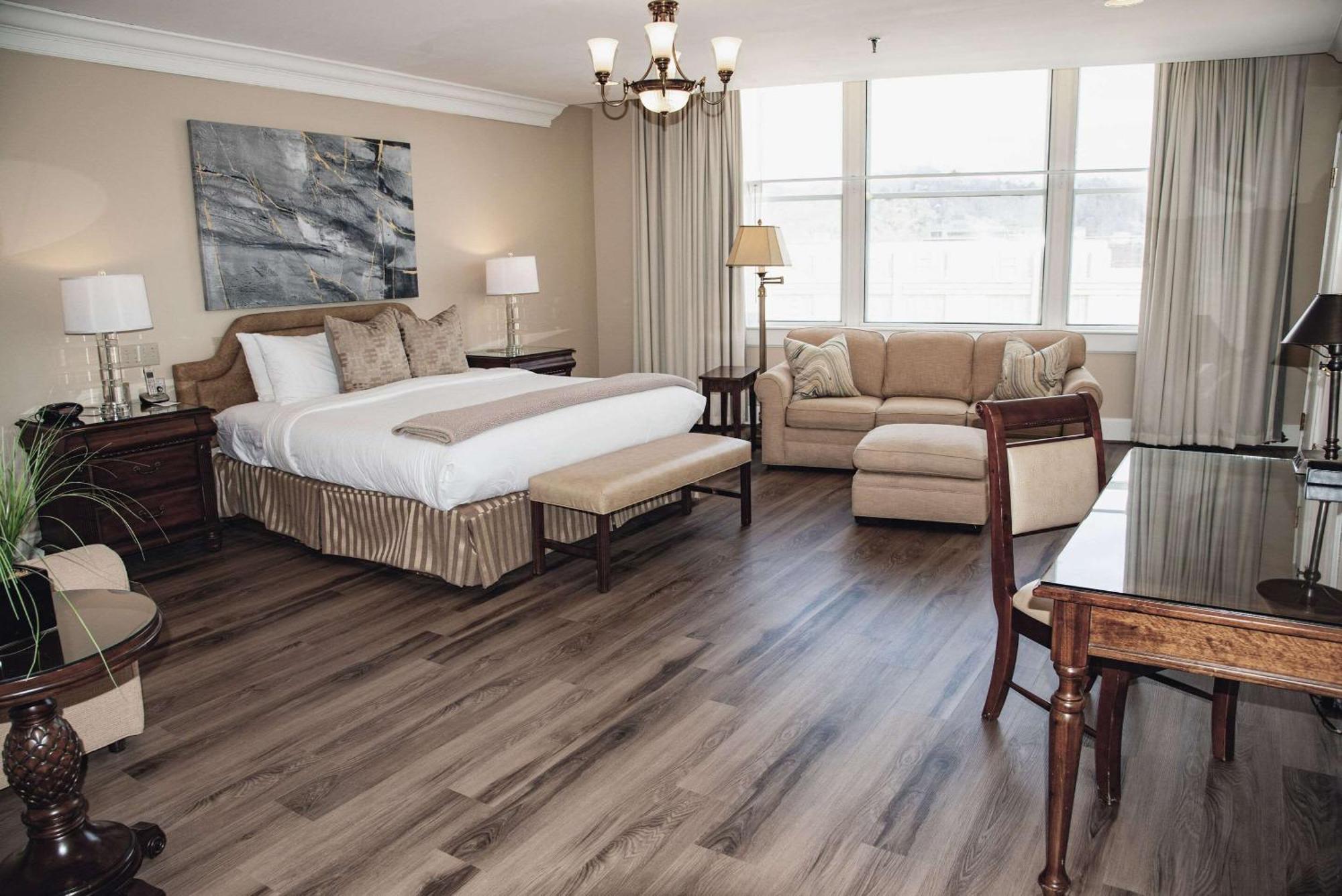 Haywood Park Hotel, Ascend Hotel Collection Эшвилл Экстерьер фото